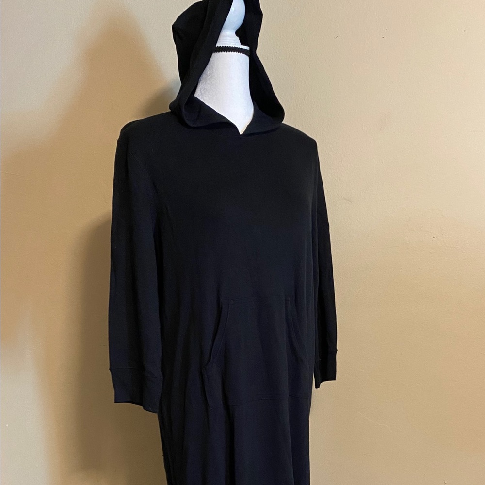 Long black dress